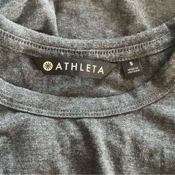 Athleta Tank Top Women's Small Gray Heather High Round Neck Sleeveless Athletic - Picture 2 of 5